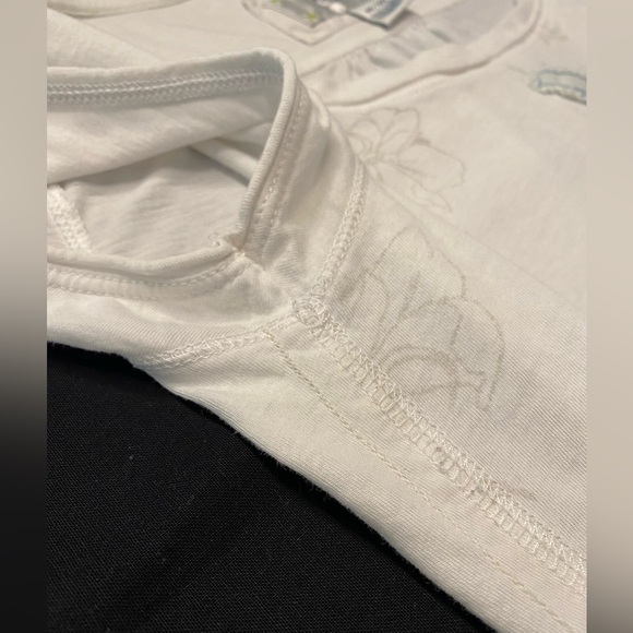 American Eagle outfitters top, women’s white graphic T-shirt, medium - Picture 8 of 12